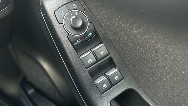 Ford Puma 1.0 EcoBoost Hybrid mHEV Titanium 5dr Petrol Hatchback